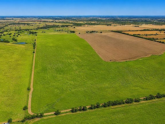 4th image of County Road 204