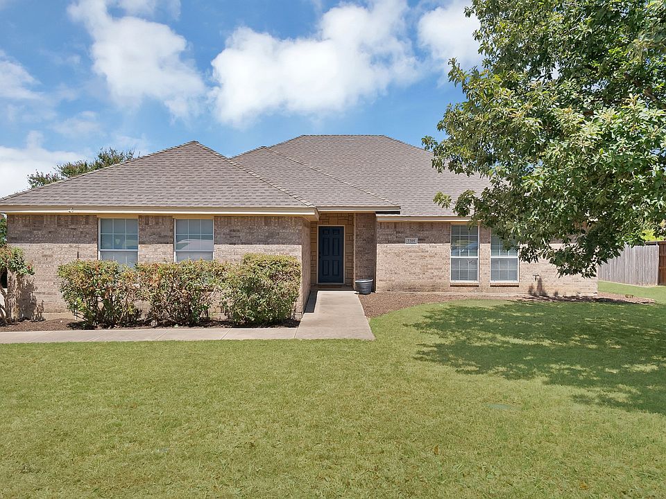 1st image of 2209 Quail Ridge Dr