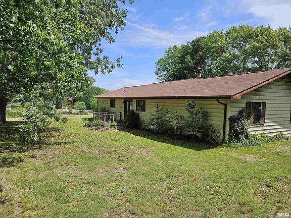 5th image of 135 Cypress Valley Ln