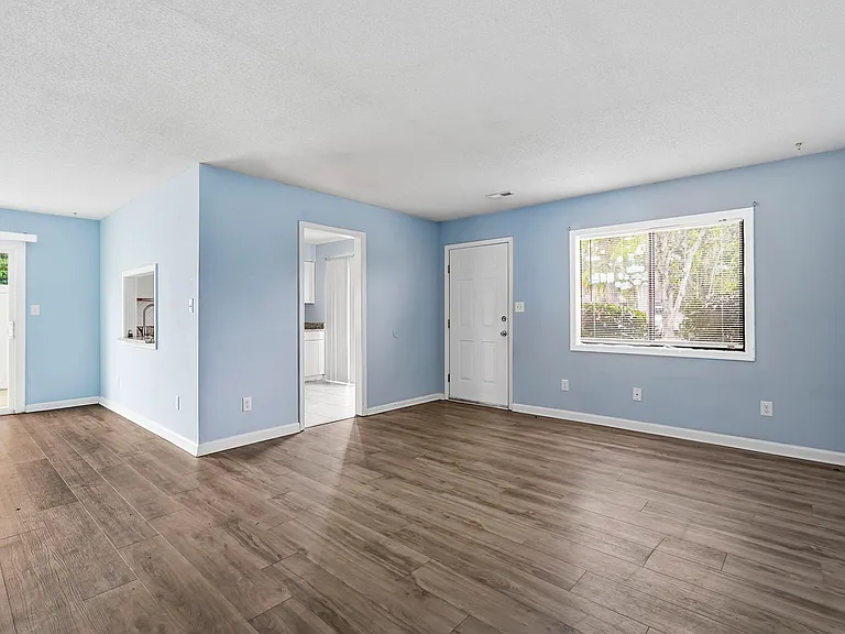 1451 Turkey Ridge Dr #D — Photo 24