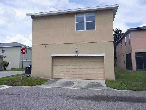 3rd image of 8619 Turnstone Shore Ln