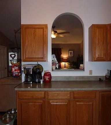 5th image of 10472 Lanes Farm Ln