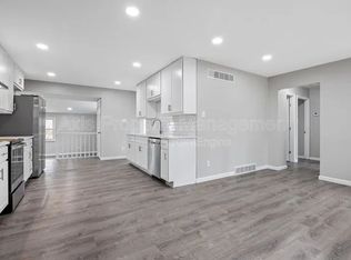 533 Lynn Haven Ln, Hazelwood, MO 63042