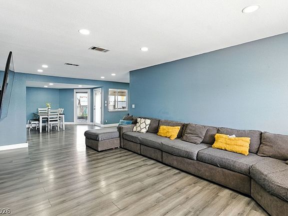 5th image of 613 Biljac St