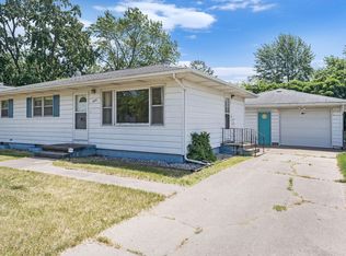 1975 Southwood Ave, Muskegon, MI 49441