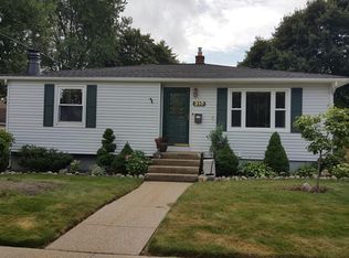 310 Arlington Ave, Grand Haven, MI