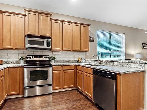 5th image of 5524 Burlwood Dr