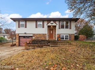 5408 Bret Ct, Jefferson City, MO 65109