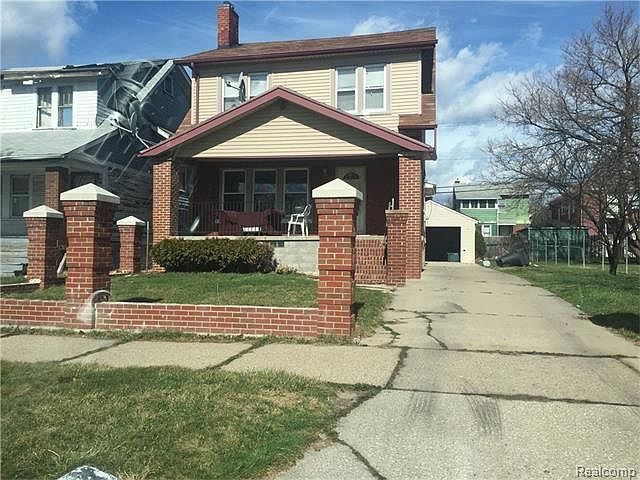 216024568