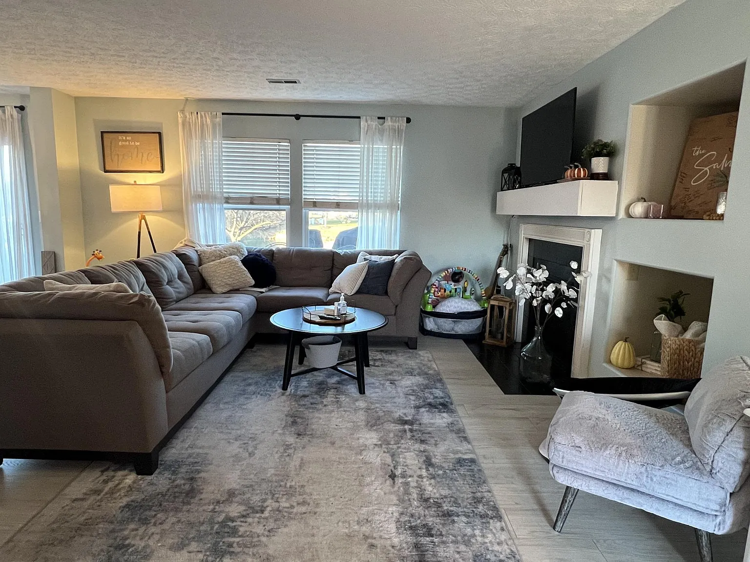 3 bed, 2.5 bath, 1480 sqft, $2,595 — Photo 4