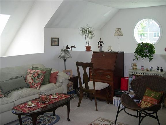 3rd image of 75 Blue Spruce Way #75