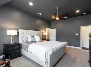 605 Sundrop Dr, Little Elm, TX 75068