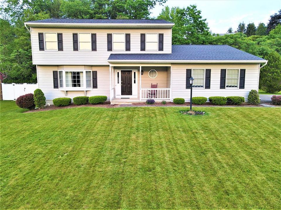 1st image of 726 Partridge Pl