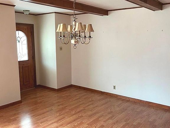 2nd image of 1131 N College St