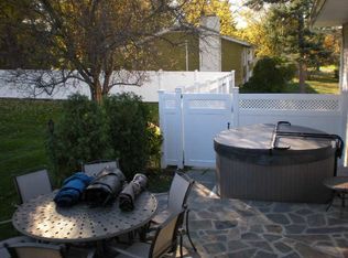 13 Creek Bend Rd, Poughkeepsie, NY 12603