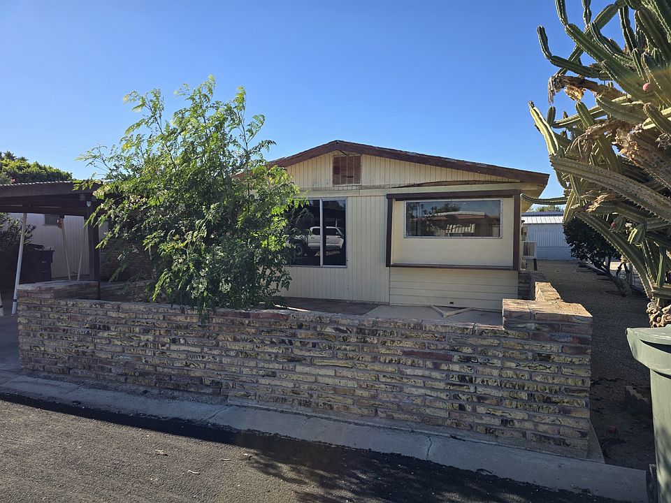 1st image of 3474 S Castle Dr