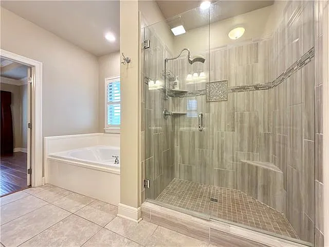 726 Place Saint Etienne St — Photo 13
