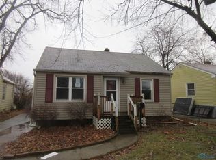 2931 Lutaway Dr, Toledo, OH 43614