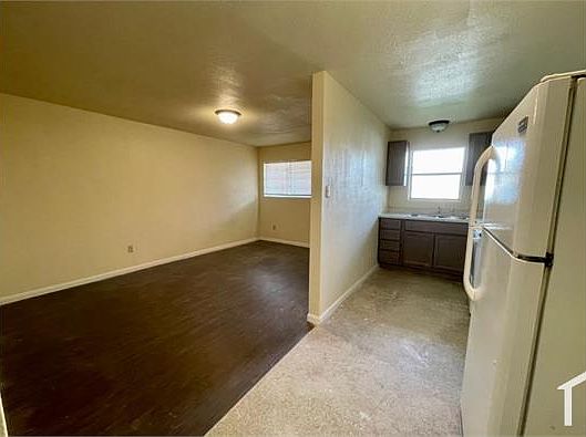 1st image of 975 Woodrow St #24
