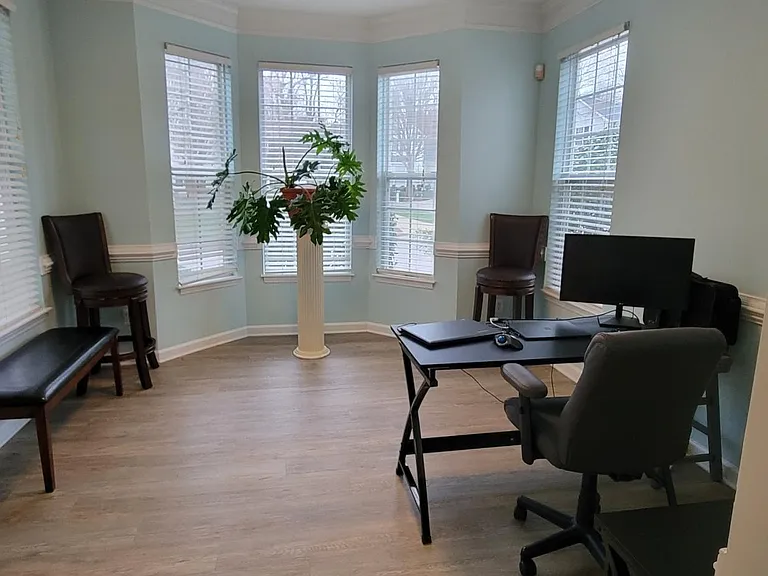 1020 Purple Glory Dr — Photo 5