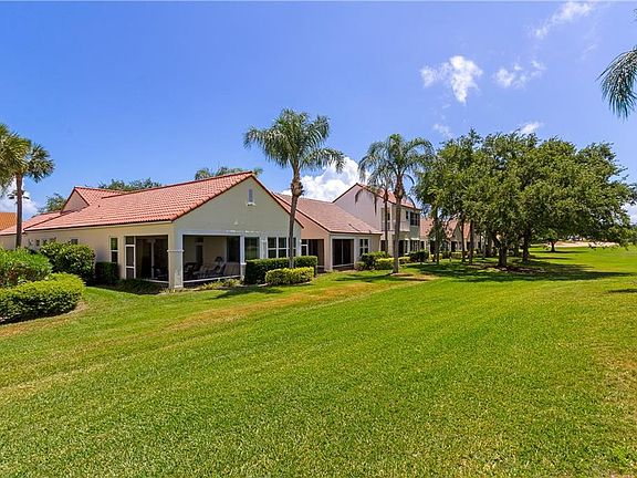 2nd image of 1653 Victoria Cir