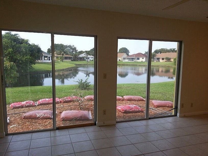 2nd image of 130 Stillwater Cir