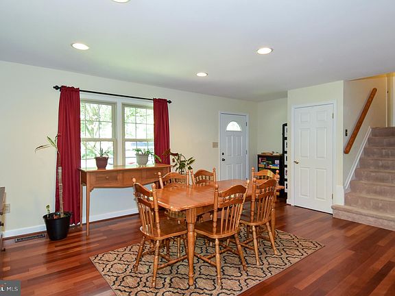 4th image of 11969 Dolly Madison Cir
