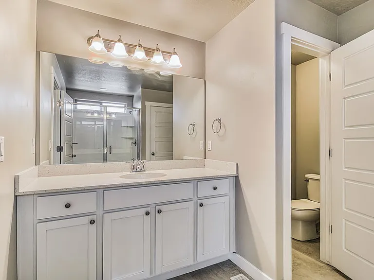 1083 W Osprey Dr — Photo 11