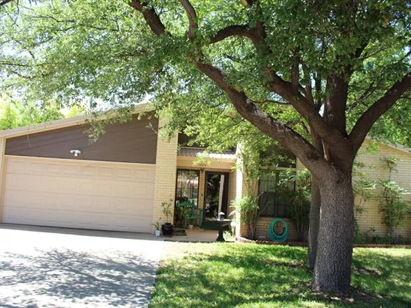 1405 NW 12th St, Andrews, TX 79714