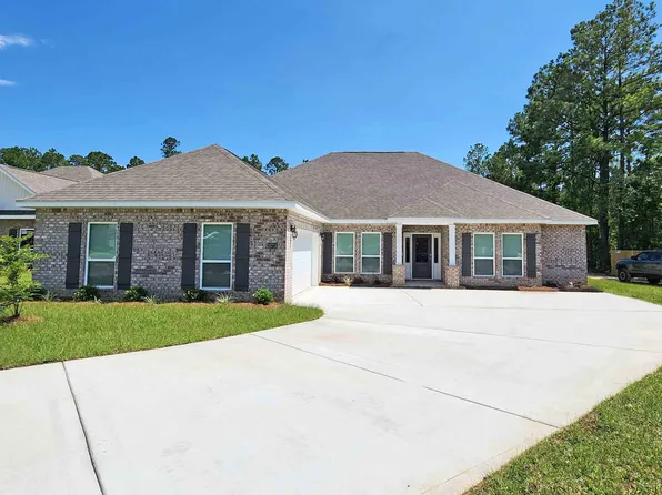 15713 Poydras Cir, Biloxi, MS 39532