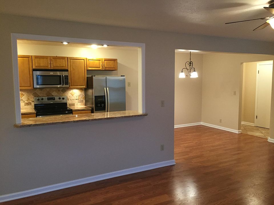 1st image of 5631 Chelmsford Dr