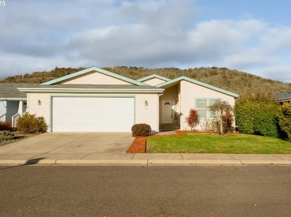 164 Jacob Hale Way, Roseburg, OR 97471