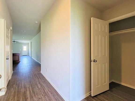 4th image of 4310 Whiskey River Dr