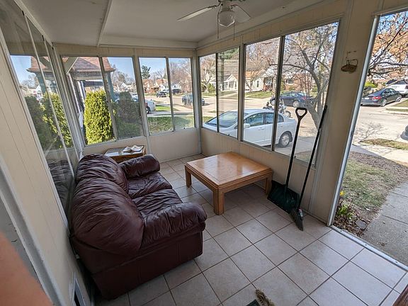 2nd image of 2232 Boldt St