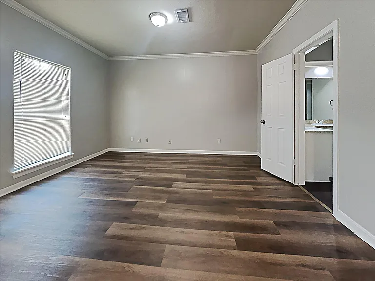 6737 Tournament Dr — Photo 8
