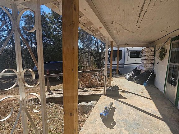 2nd image of 126 Susan Rd