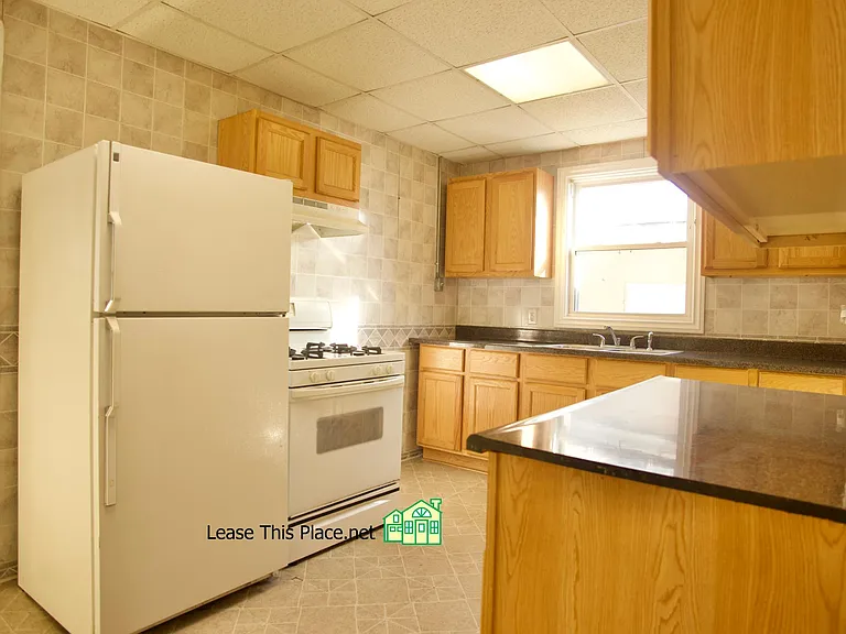 650 Fremont Ave NW #LOWER — Photo 8