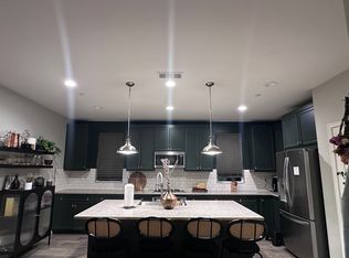 14865 W Maple Ter, Panorama City, CA 91402