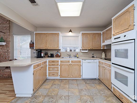 5th image of 2714 Canyon Creek Dr