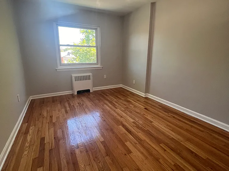 Edenwald Ave — Photo 20