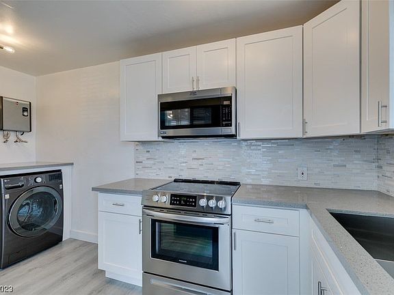 3rd image of 1116 S Casino Center Blvd Unit 1