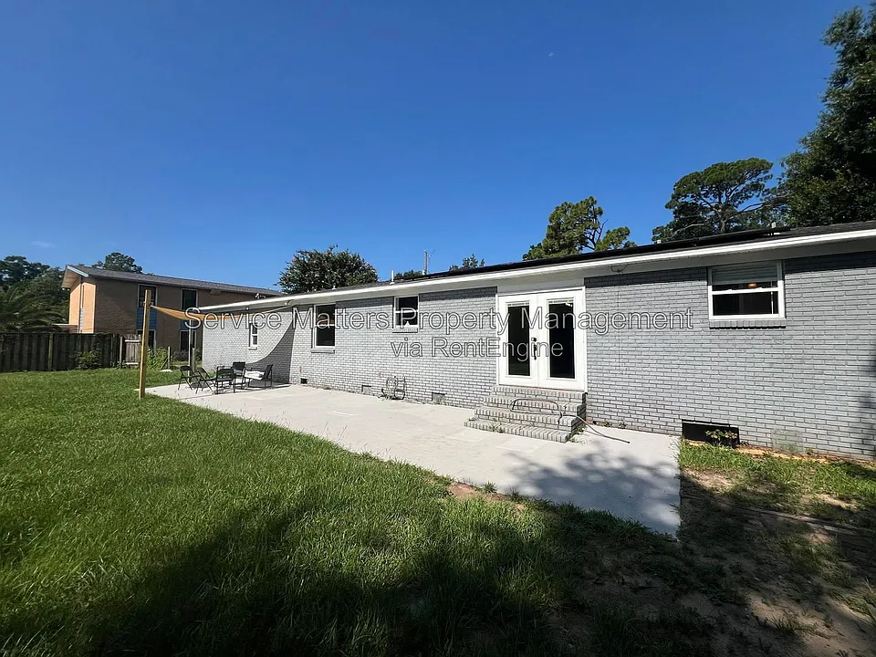 8184 Excelsior Dr