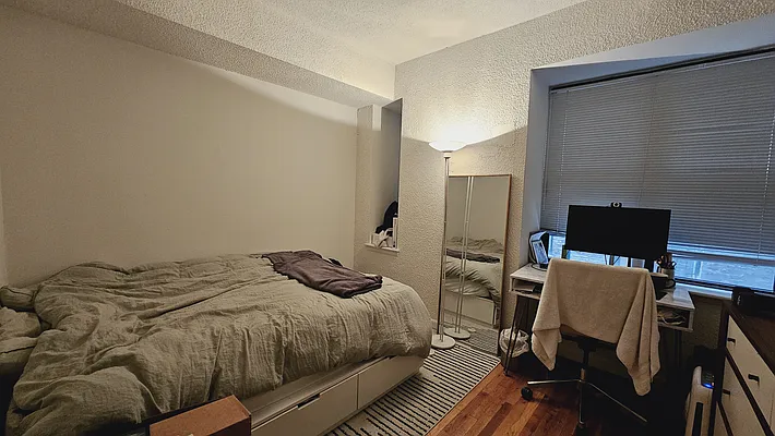 Rented by Green Home NY Realty LLC | media 11