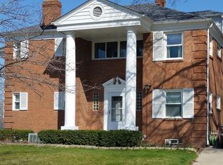 2031 Riverside Dr, Lakewood, OH