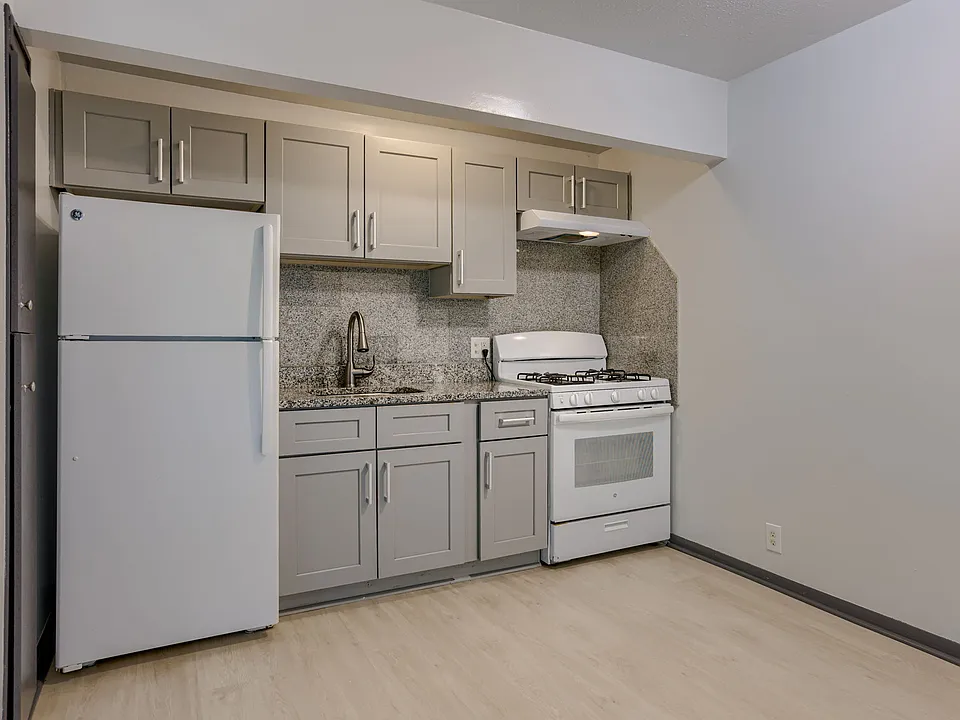 4505 Lafayette Ave