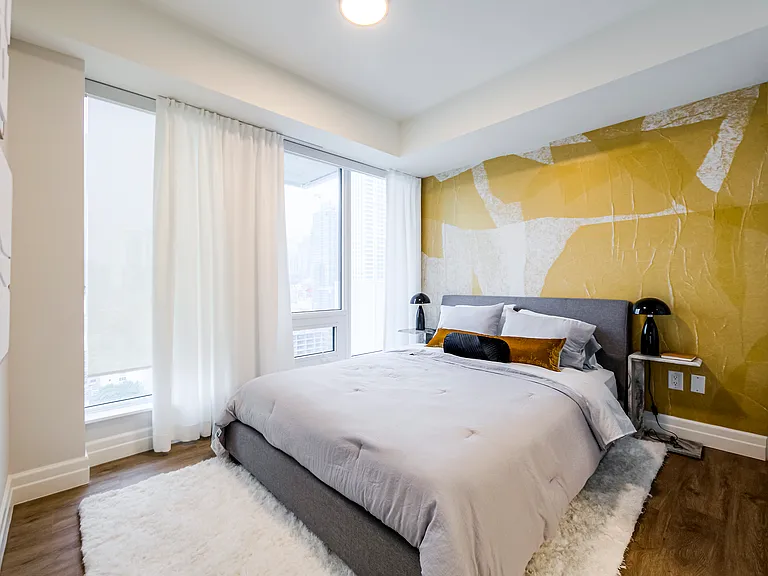 203 Jarvis St — Photo 9