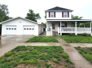 403 W 2nd St, Miller, SD 57362