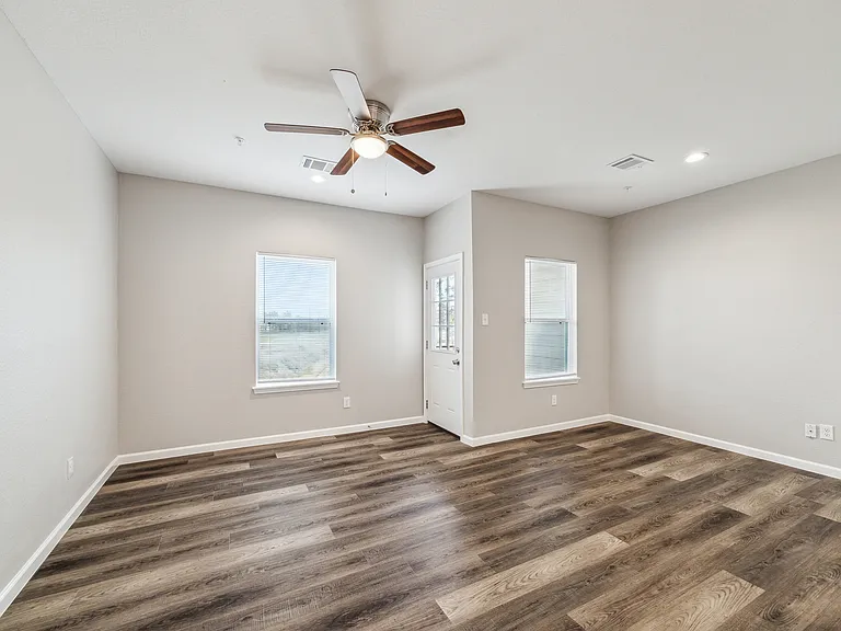 21754 McCleskey Rd — Photo 6