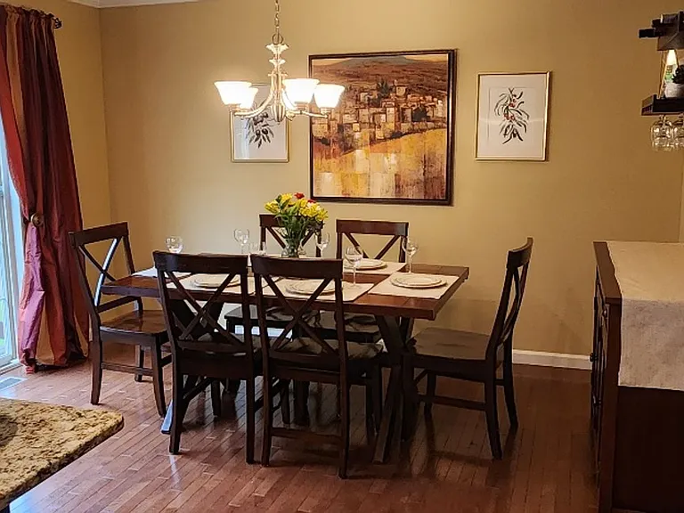 615 Keswick Ct — Photo 12