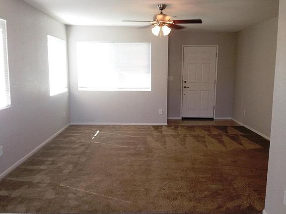 3rd image of 1046 Elmer Dr